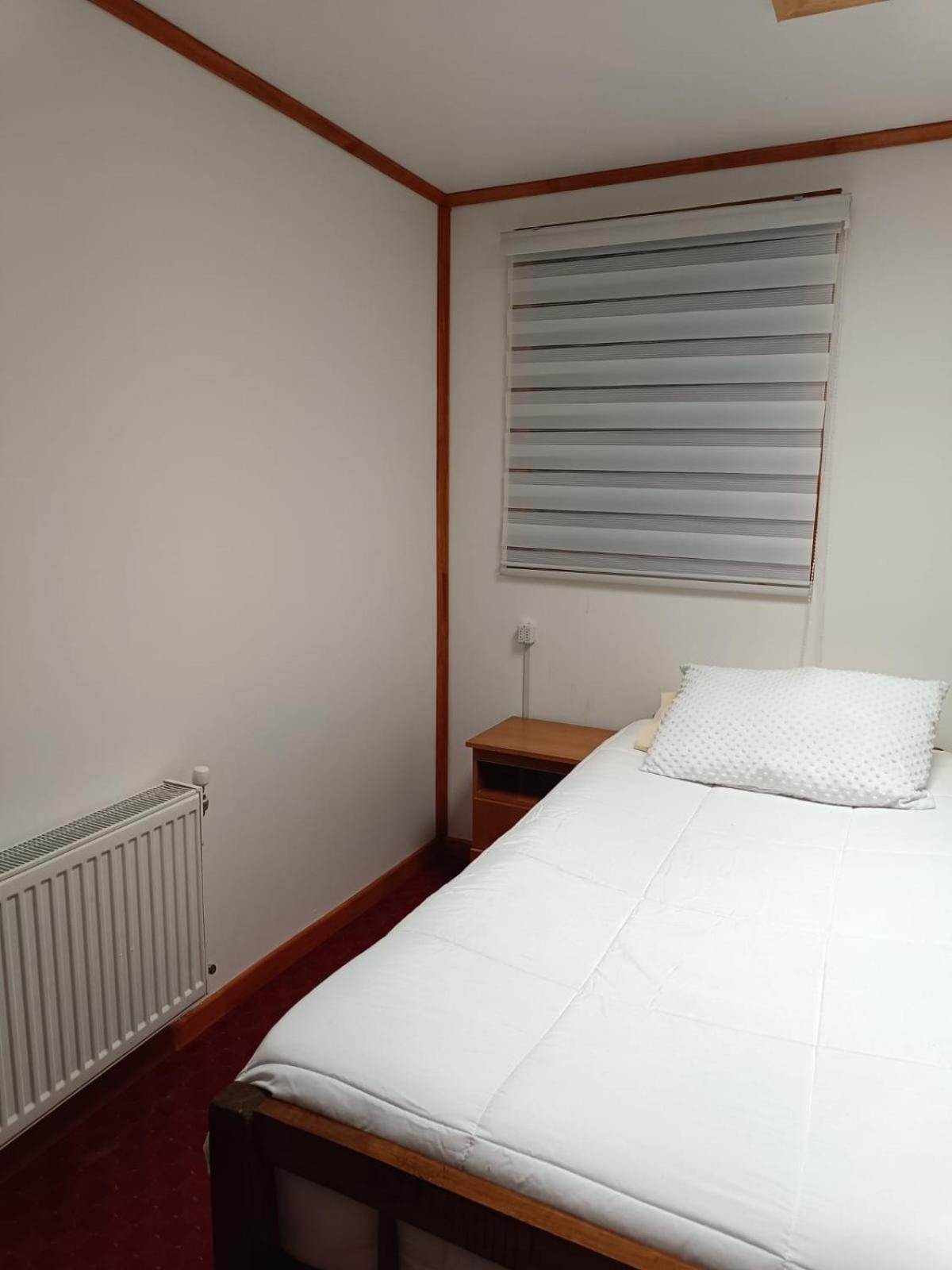 Hostal B&B Coastal Natales بويرتو ناتالز المظهر الخارجي الصورة