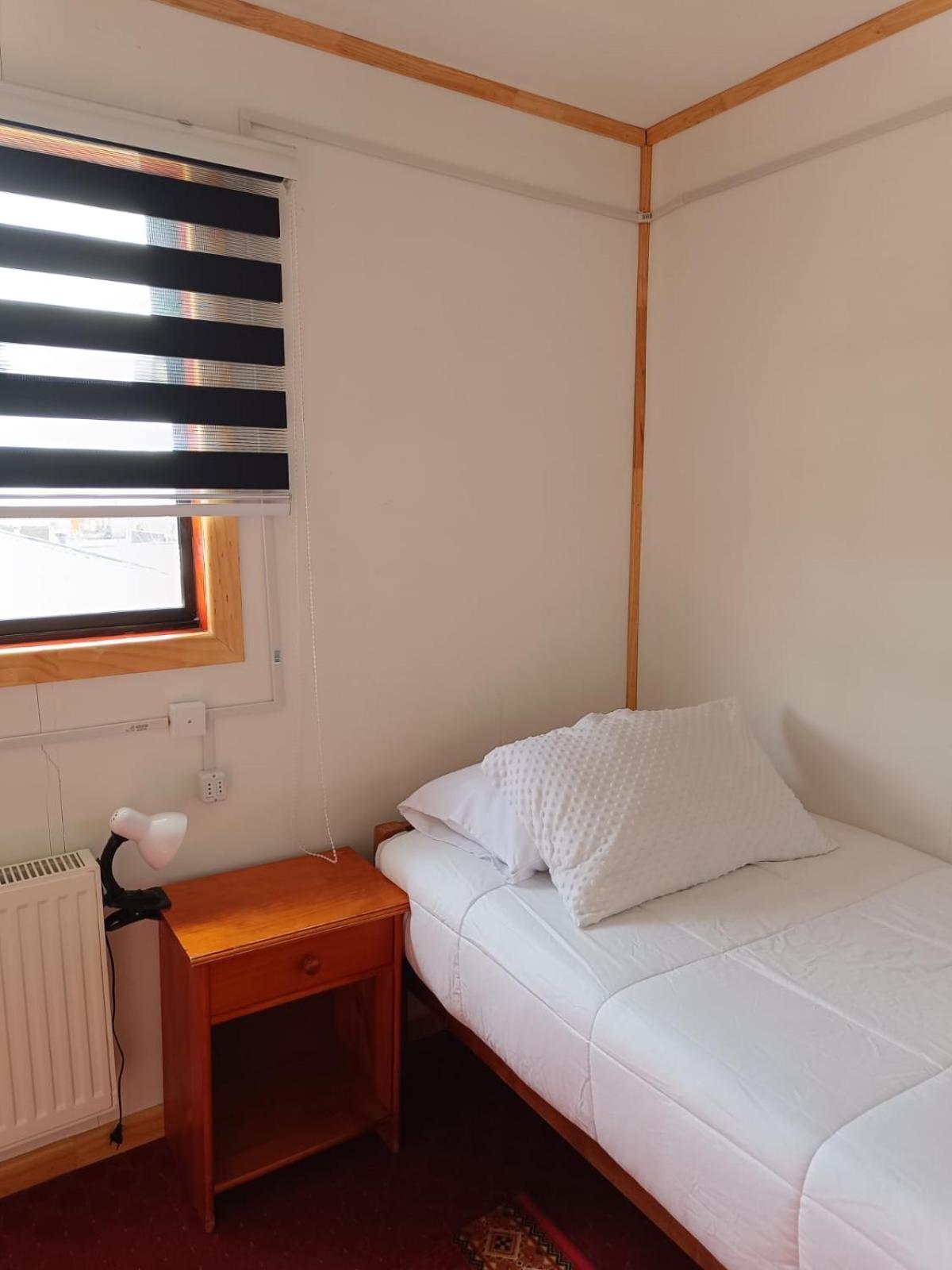 Hostal B&B Coastal Natales بويرتو ناتالز المظهر الخارجي الصورة